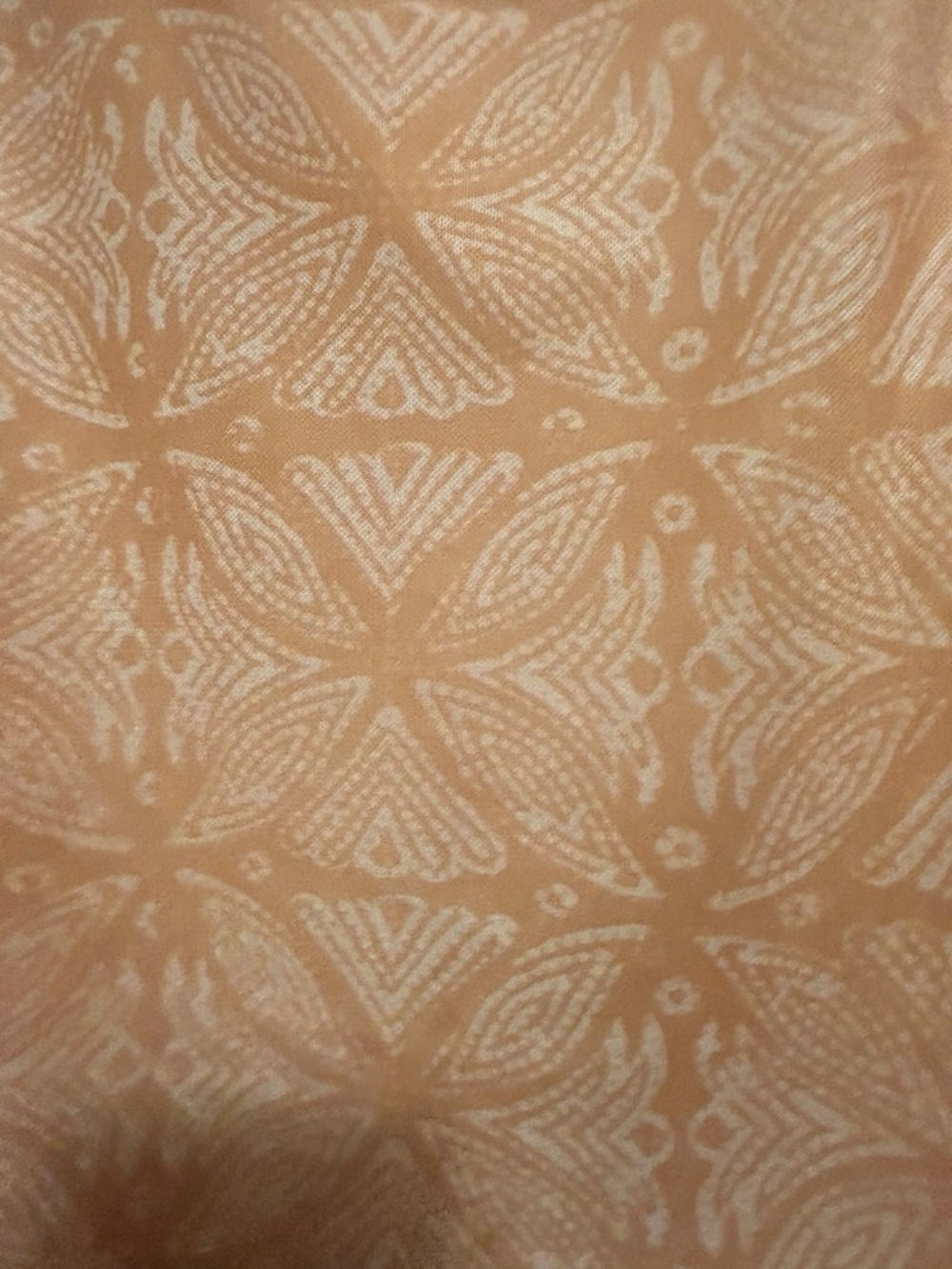 Tavl Floral-Patterned Sleeveless Crop Yoga Tank - Picture 7 of 8
